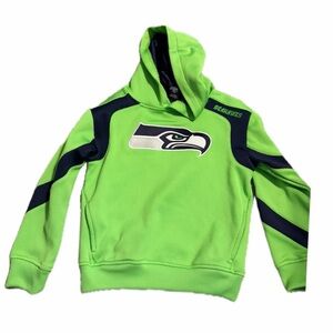 Seattle Seahawks Sideline Club
Big Kids' NFL Pullover Hoodie
Size 7